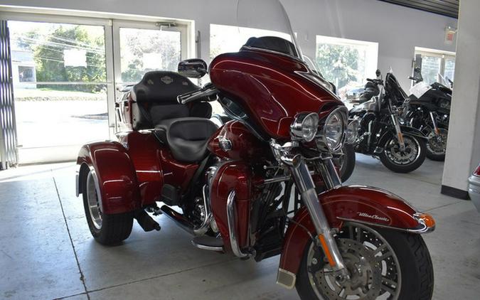 2010 Harley-Davidson Trike FLHTCUTG - Tri Glide Ultra Classic