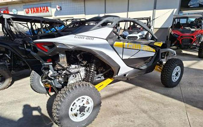 2024 Can-Am Maverick R