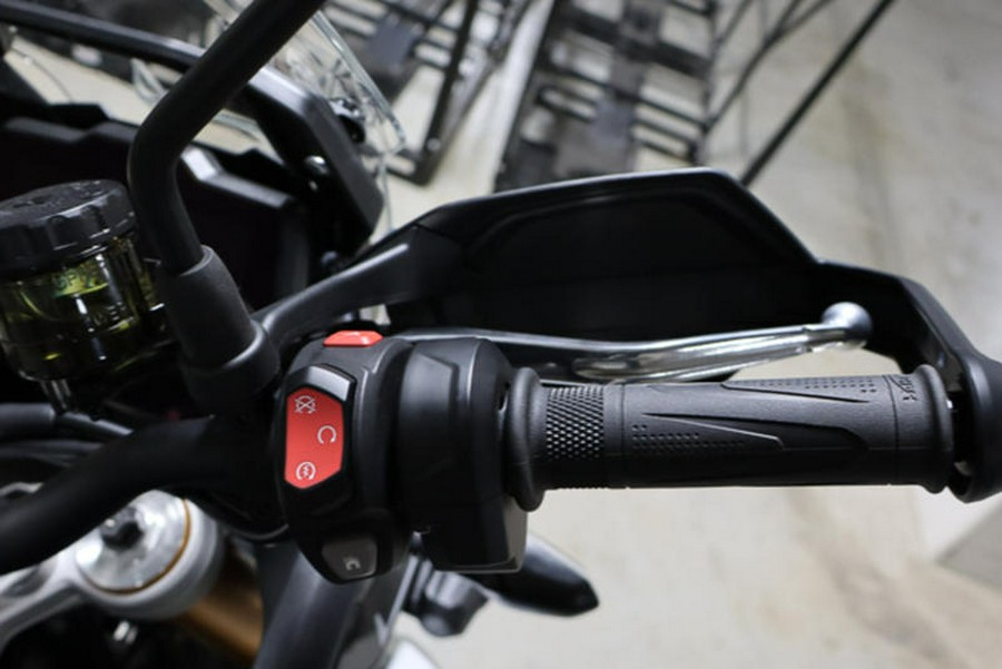 2025 Triumph Tiger 900 Rally Pro Carbon Black / Sapphire Black