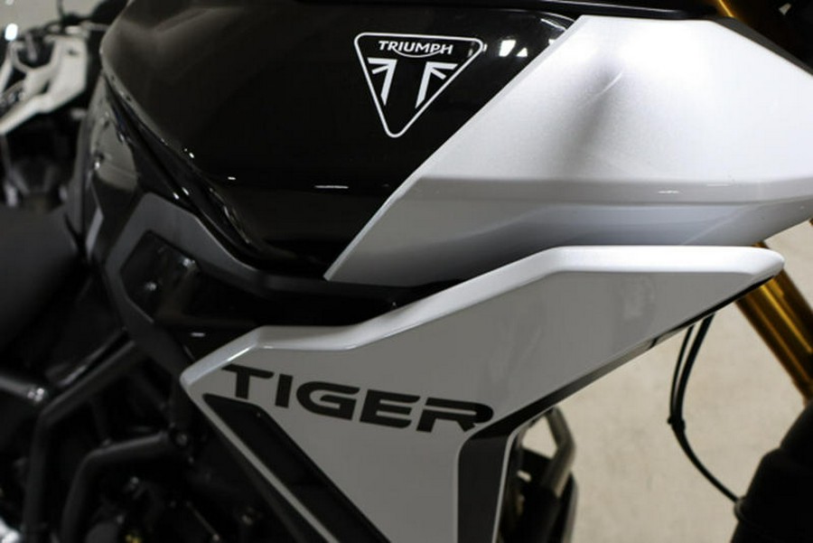 2025 Triumph Tiger 900 Rally Pro Carbon Black / Sapphire Black