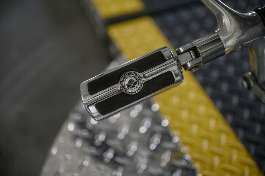 2004 Harley-Davidson Sportster 883 Custom XL 883C