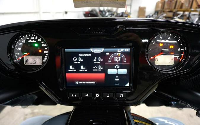 2025 Indian Motorcycle® Roadmaster® PowerPlus Dark Horse® 112 w/PowerBand Storm Gray