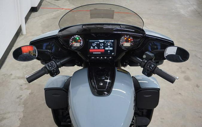 2025 Indian Motorcycle® Roadmaster® PowerPlus Dark Horse® 112 w/PowerBand Storm Gray