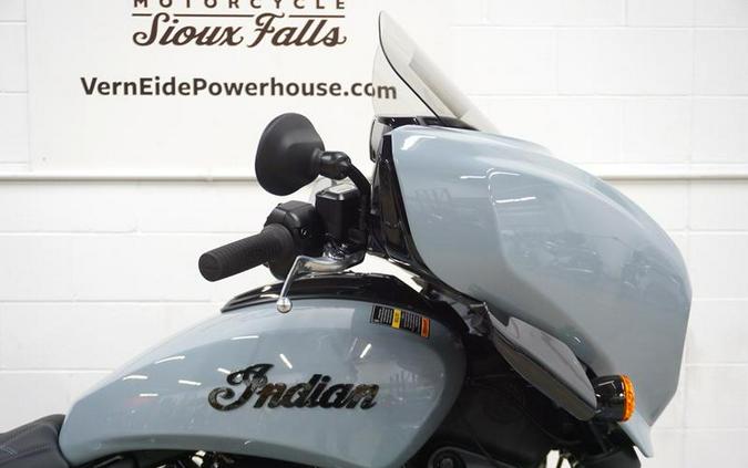 2025 Indian Motorcycle® Roadmaster® PowerPlus Dark Horse® 112 w/PowerBand Storm Gray