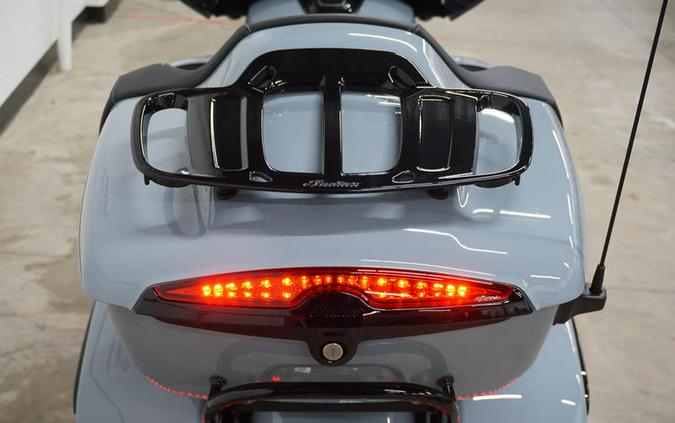 2025 Indian Motorcycle® Roadmaster® PowerPlus Dark Horse® 112 w/PowerBand Storm Gray