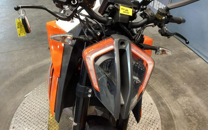 2022 KTM 1290 Super Duke R EVO