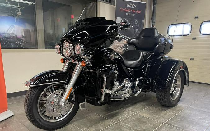 2024 Harley-Davidson® FLHTCUTG - Tri Glide® Ultra