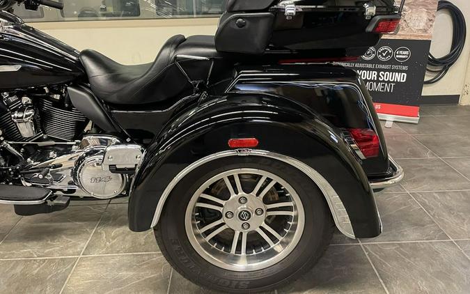 2024 Harley-Davidson® FLHTCUTG - Tri Glide® Ultra