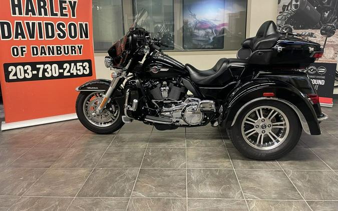 2024 Harley-Davidson® FLHTCUTG - Tri Glide® Ultra