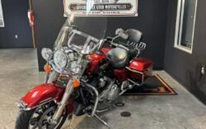 2019 Harley-Davidson Road King Wicked Red/Twisted Cherry