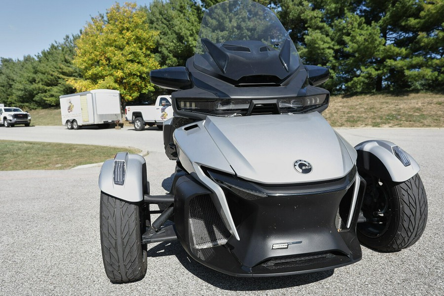 2022 Can-Am Spyder RT Limited SILVER