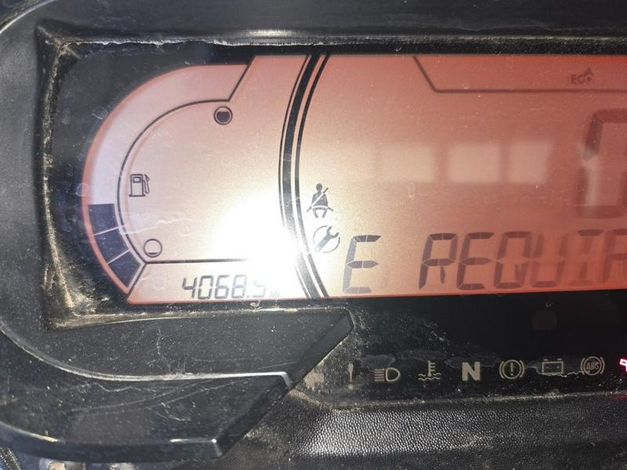 2019 Can-Am® Maverick™ Sport X RC 1000R