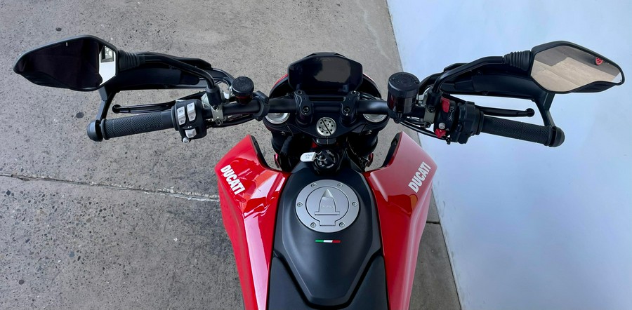 2024 Ducati HYPERMOTARD 950