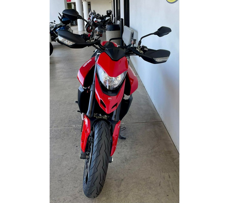 2024 Ducati HYPERMOTARD 950