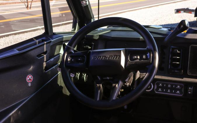 2026 Can-Am® Defender MAX LONE STAR CAB HD11