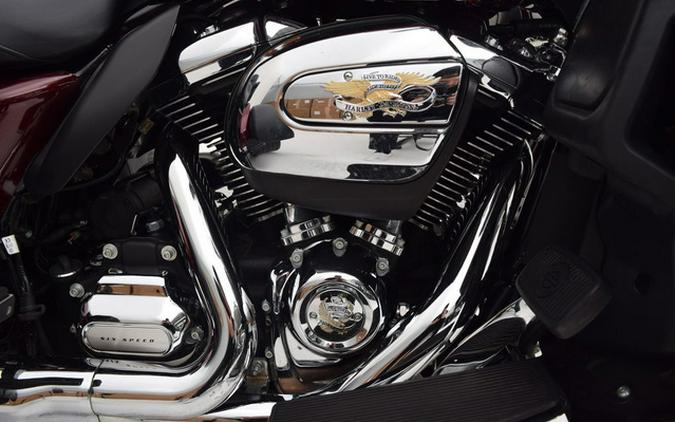 2017 Harley-Davidson FLHTCUTG - Tri Glide Ultra