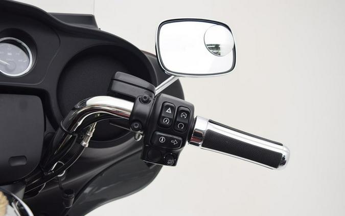 2017 Harley-Davidson FLHTCUTG - Tri Glide Ultra