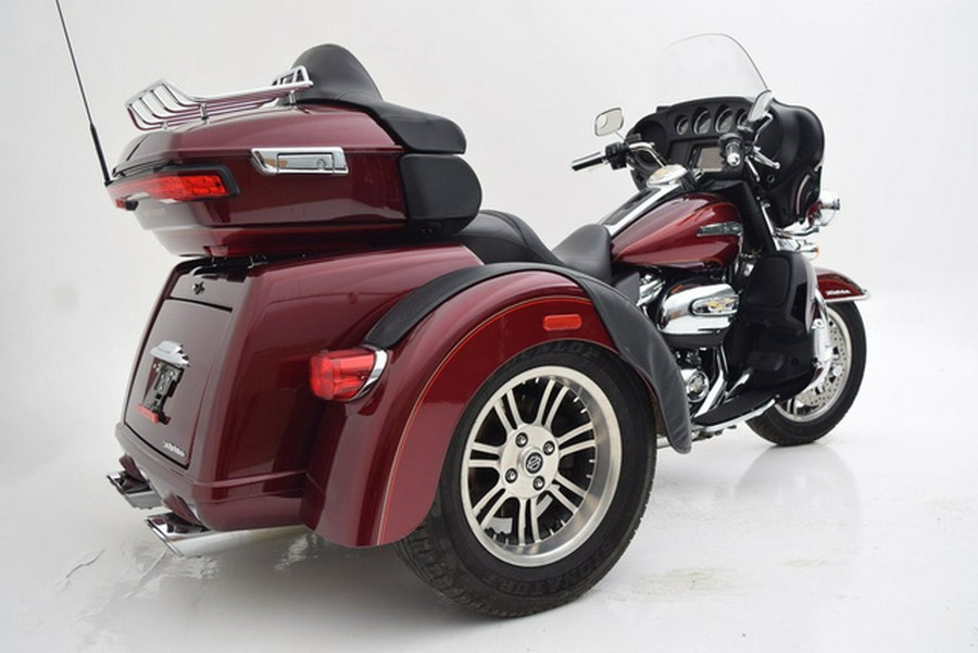 2017 Harley-Davidson FLHTCUTG - Tri Glide Ultra