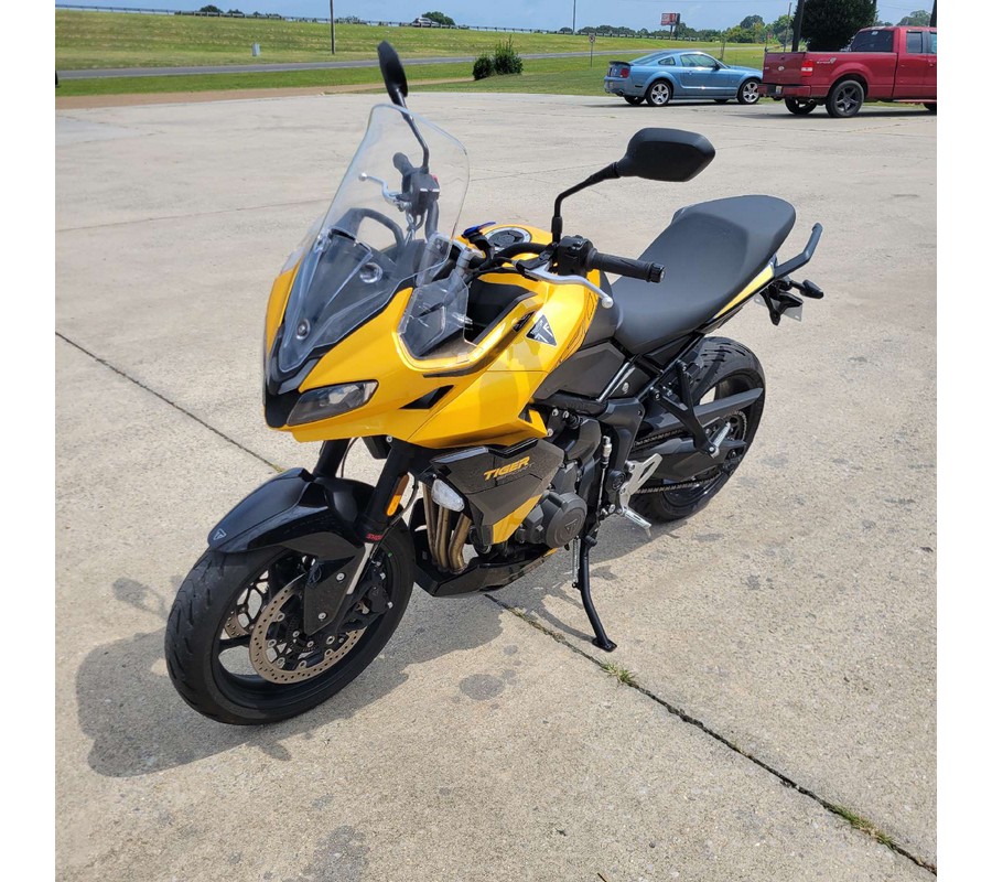 2025 Triumph Tiger 800 Sport