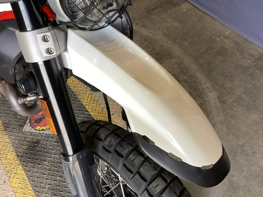 2020 Ducati Scrambler Desert Sled White Mirage