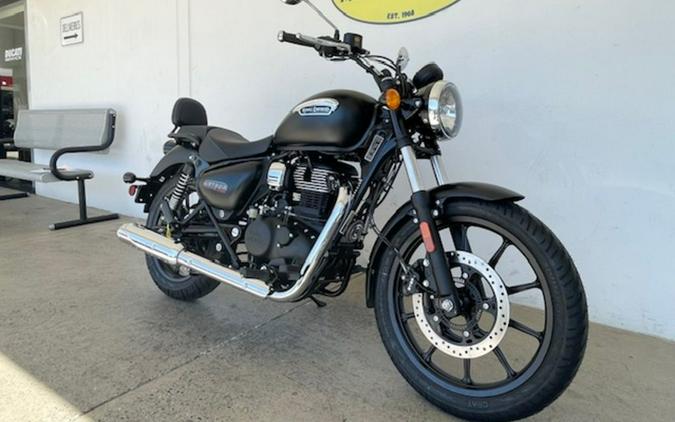 2023 Royal Enfield Meteor 350 Stellar Black