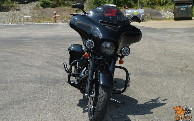 2018 Harley-Davidson FLHXS - Street Glide Special