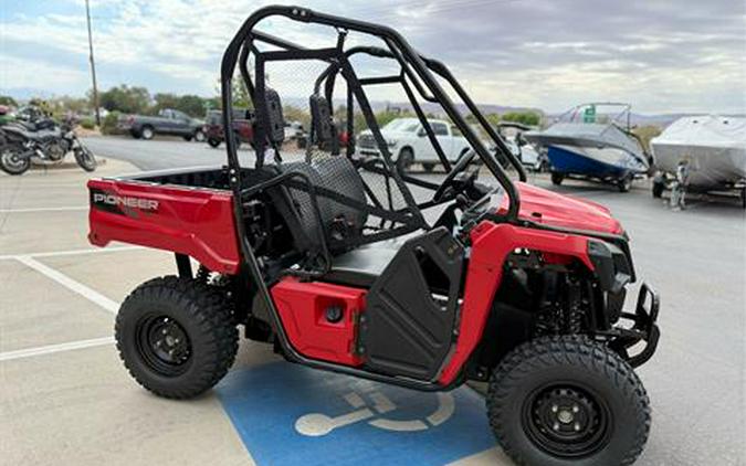 2025 Honda Pioneer 520