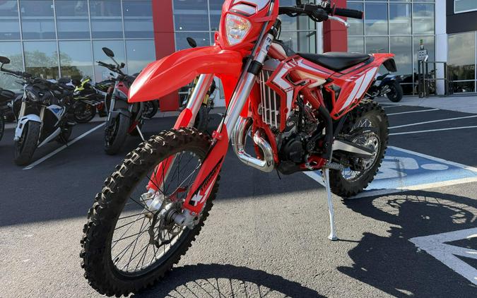2024 300 XTRAINER