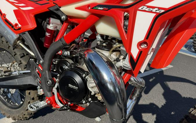 2024 300 XTRAINER