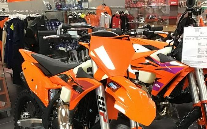 2025 KTM 125 XC