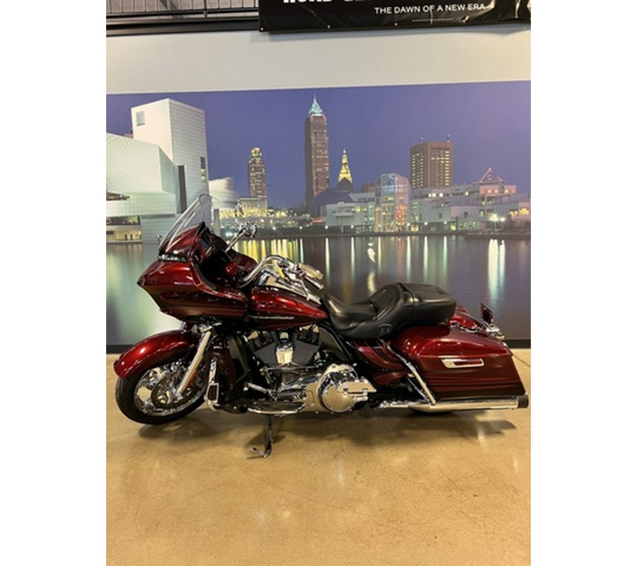 2015 Harley-Davidson FLTRUSE - CVO Road Glide Ultra