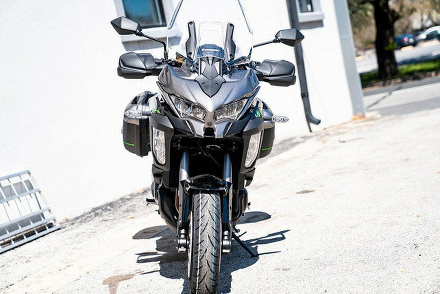 2025 Kawasaki Versys 1100 SE LT ABS
