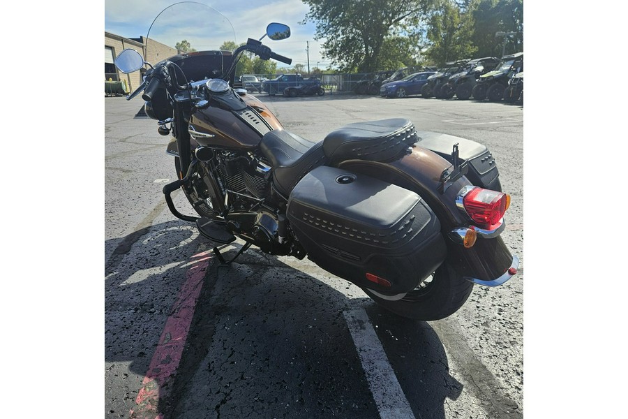 2019 HERITAGE CLASSIC - Harley-Davidson®