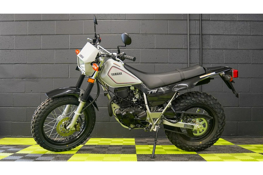 2027 TW200 - Yamaha