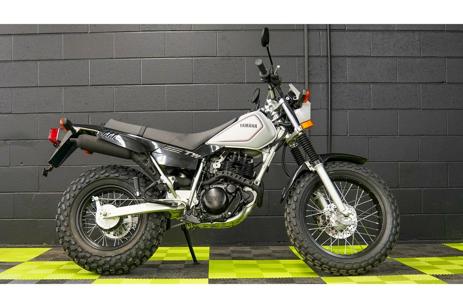2027 TW200 - Yamaha