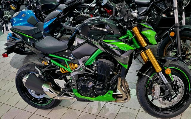 2024 Kawasaki Z900 SE ABS