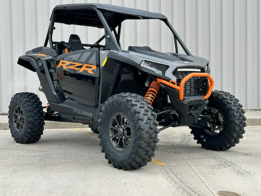 2024 Polaris Industries RZR XP 1000 Ultimate Matte Titanium / Onyx Black