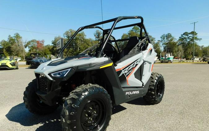 2024 Polaris RZR 200 EFI