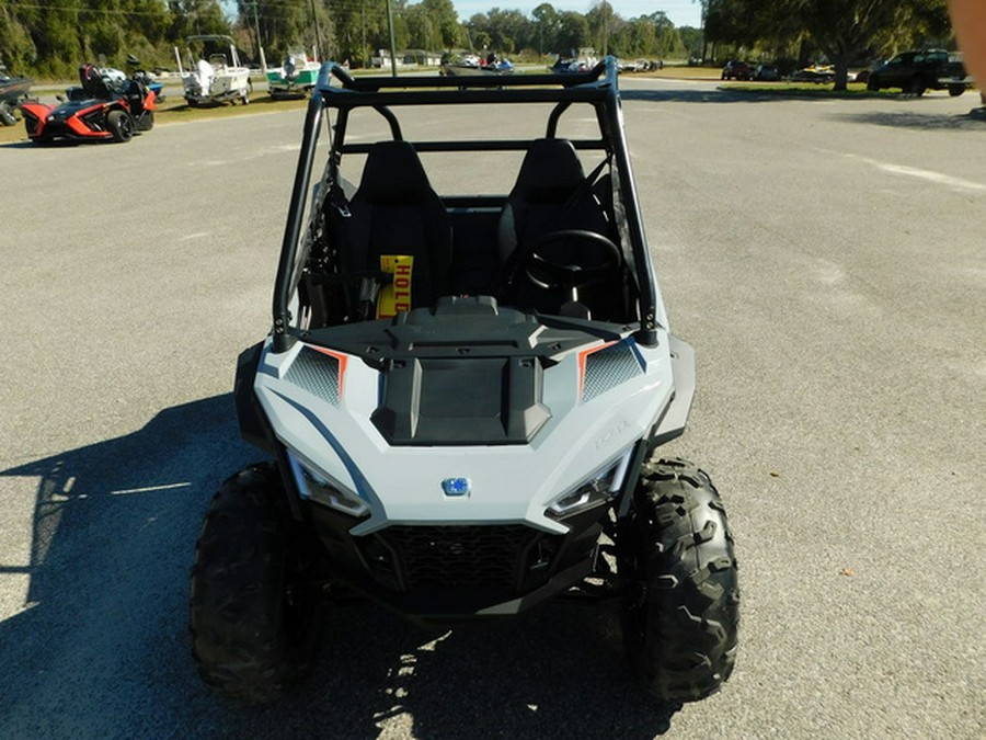 2024 Polaris RZR 200 EFI