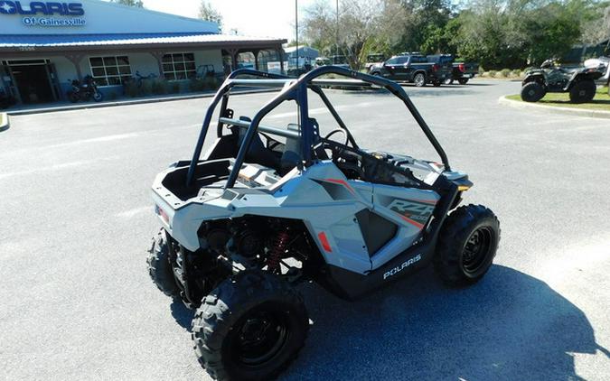 2024 Polaris RZR 200 EFI