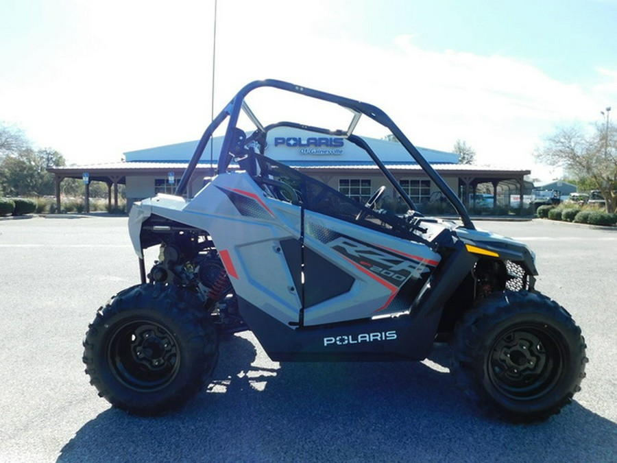 2024 Polaris RZR 200 EFI