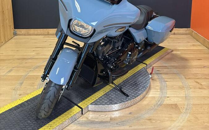 FLHX 2024 Street Glide®