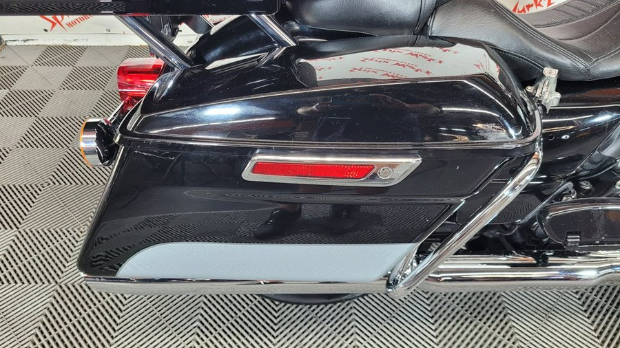 2019 Harley Davidson Road King Police FLH