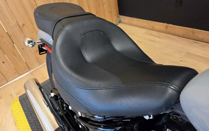 FXST 2024 Softail™ Standard