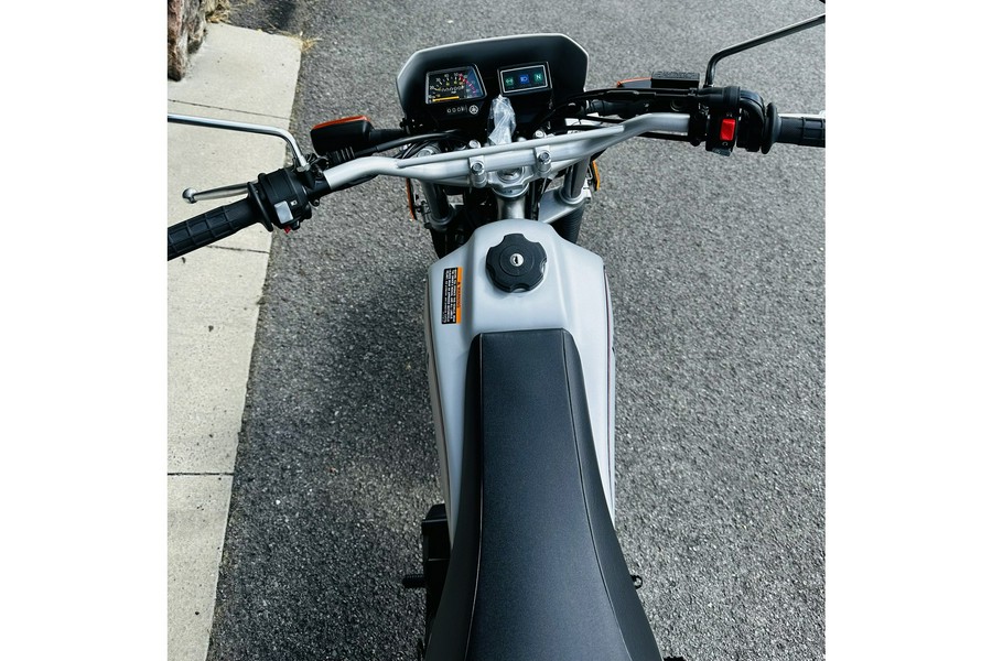 2026 Yamaha TW200