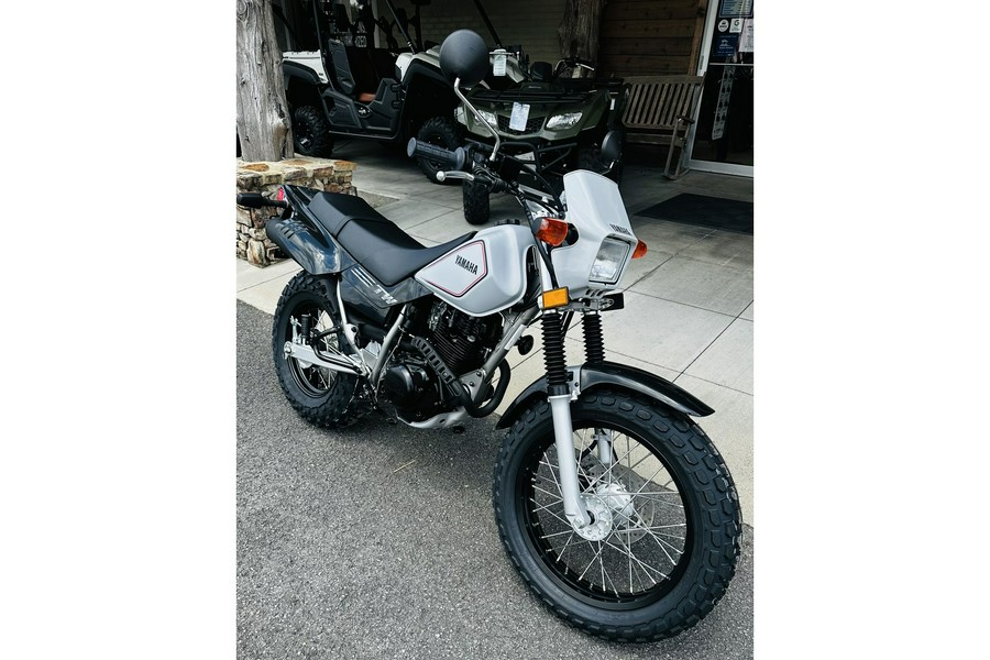 2026 Yamaha TW200
