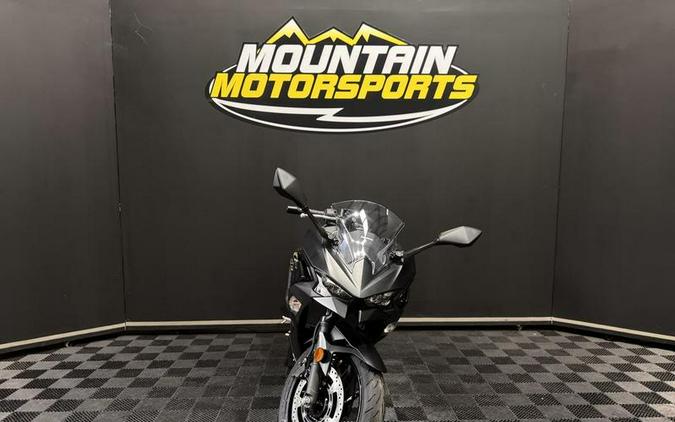 2026 Kawasaki Ninja® 500 ABS Metallic Flat Spark Black