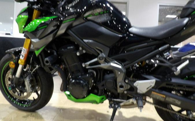2023 Kawasaki Z900 SE