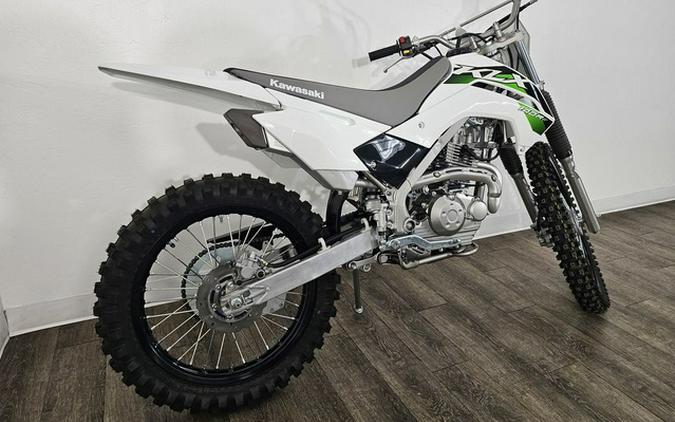2027 Kawasaki KLX 140R F