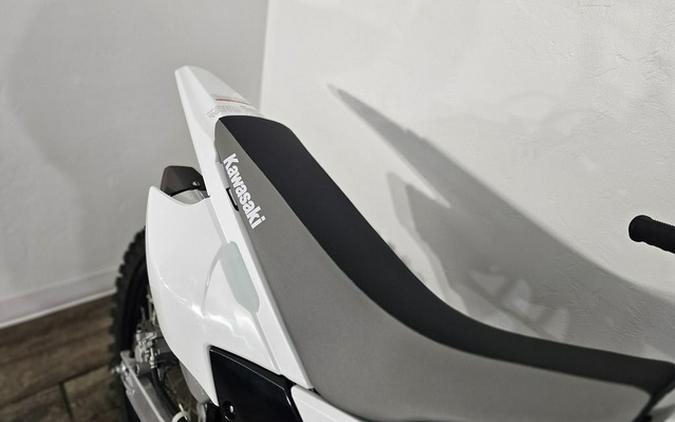 2027 Kawasaki KLX 140R F